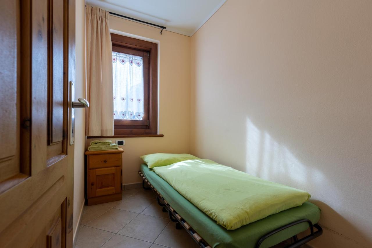 ליביניו Fior D'Alpe Apartment מראה חיצוני תמונה
