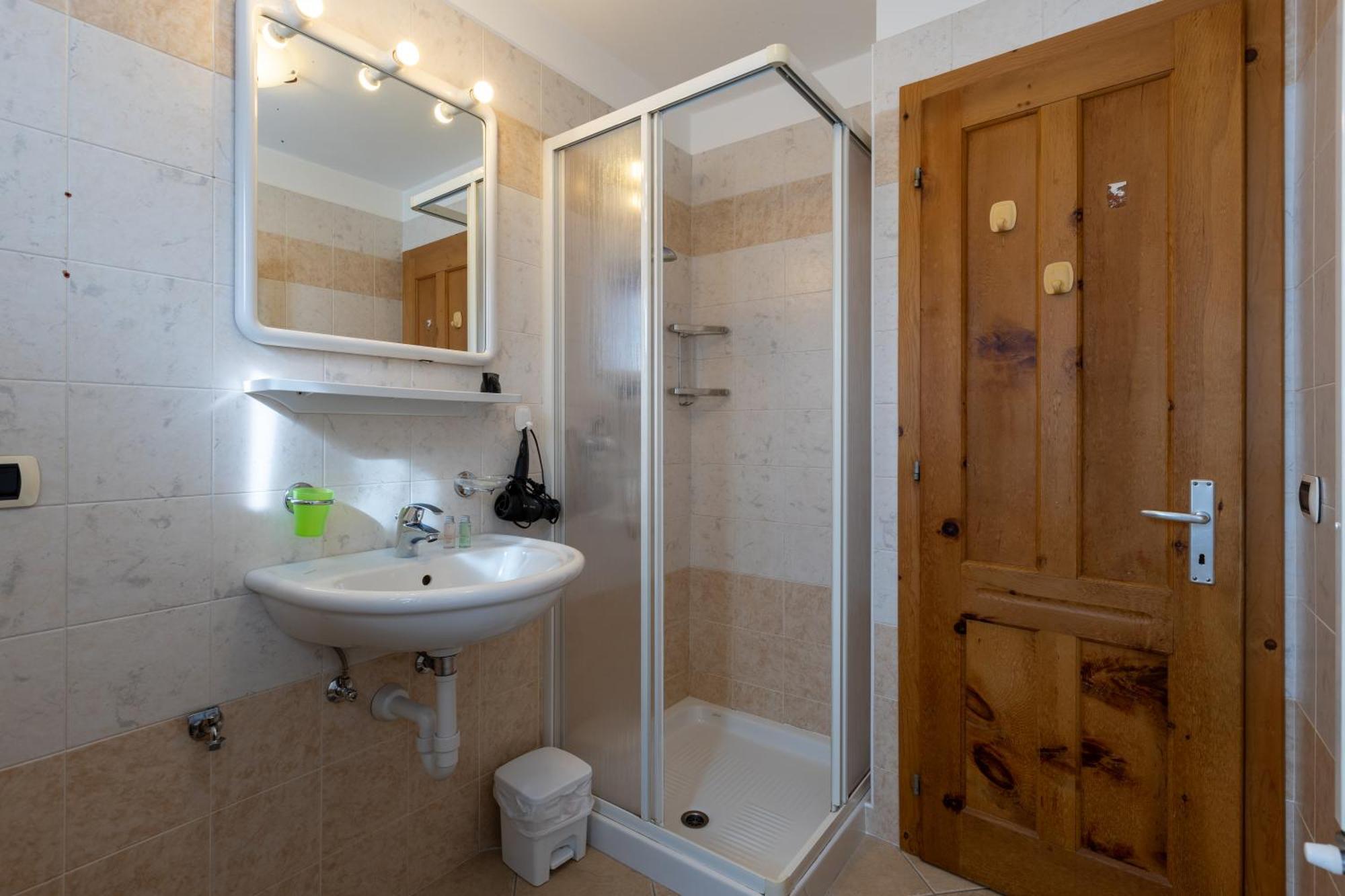 ליביניו Fior D'Alpe Apartment מראה חיצוני תמונה